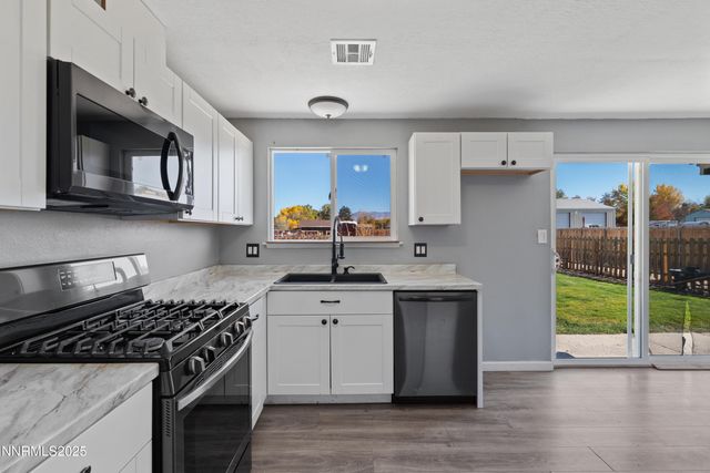 889 Tillman Lane, Gardnerville, NV 89460