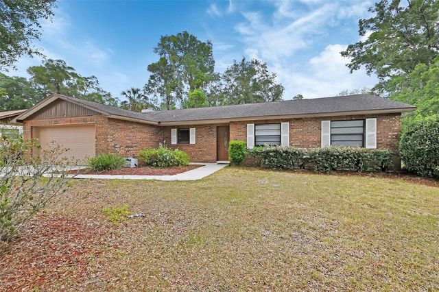 1075 BURGOYNE ROAD, Deland, FL 32720