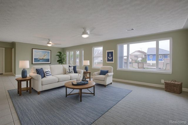 46070 EDGEWATER Drive, Chesterfield Twp, MI 48047