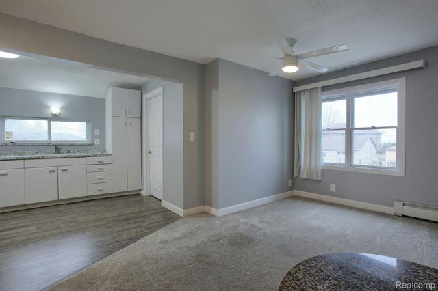 46070 EDGEWATER Drive, Chesterfield Twp, MI 48047