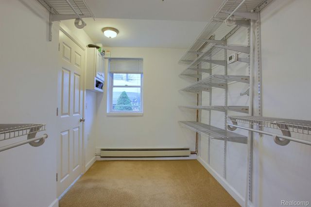 46070 EDGEWATER Drive, Chesterfield Twp, MI 48047