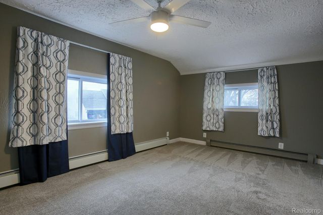 46070 EDGEWATER Drive, Chesterfield Twp, MI 48047