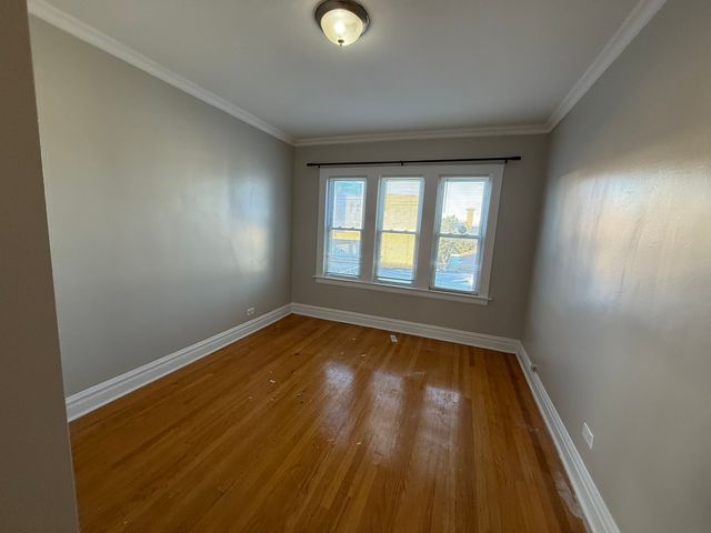 2140 S Clarence Avenue 2S, Berwyn, IL 60402