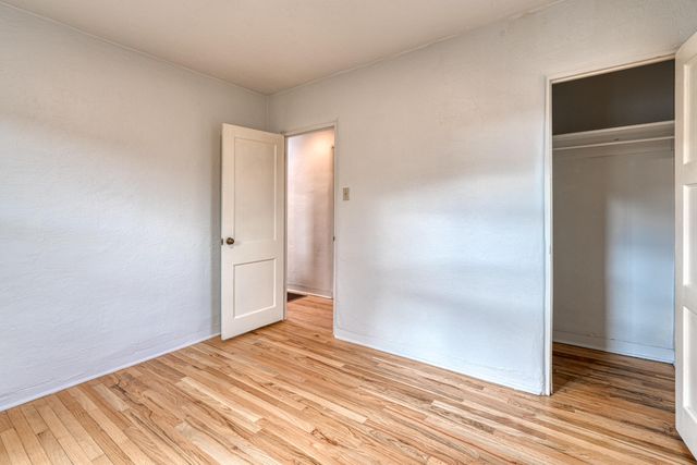 2204 7th Street NW, Albuquerque, NM 87102