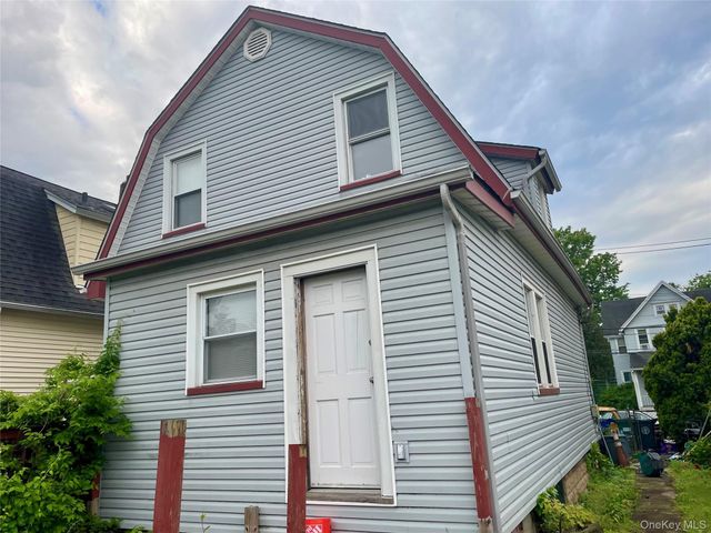 141 Fisher Avenue, Staten Island, NY 10307
