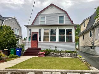 141 Fisher Avenue, Staten Island, NY 10307