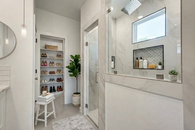 311 W Thomas Street, Leonard, TX 75452