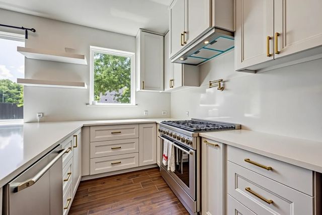 311 W Thomas Street, Leonard, TX 75452