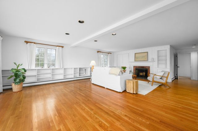 46 Route 6A, Yarmouth Port, MA 02675