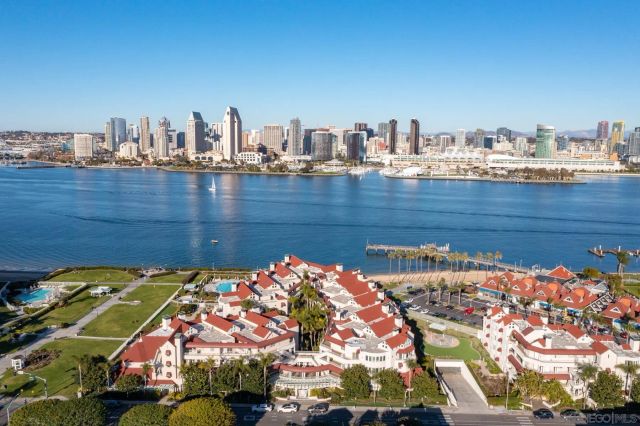 1101 1st St 114, Coronado, CA 92118