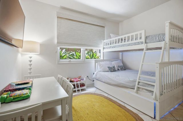 1101 1st St 114, Coronado, CA 92118