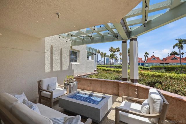 1101 1st St 114, Coronado, CA 92118