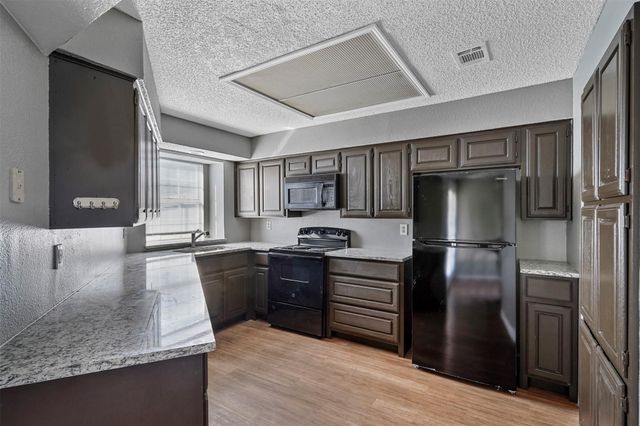 804 Custer Street, Arlington, TX 76014