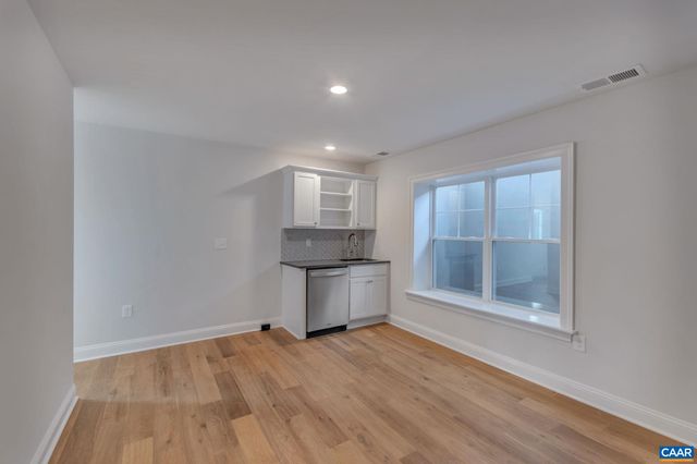 5481 GOLF DR, Crozet, VA 22932