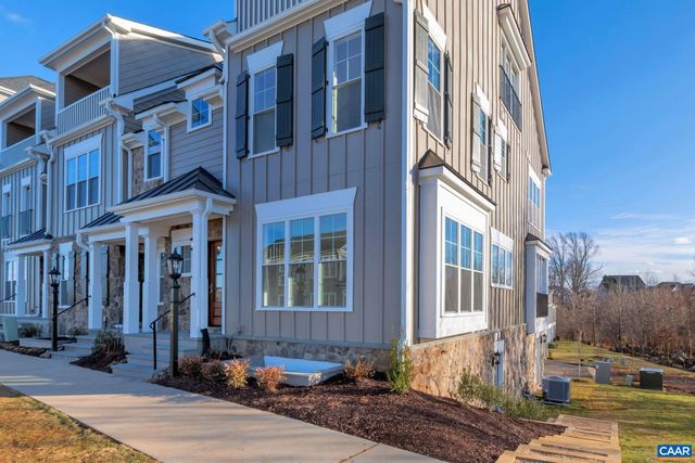 5481 GOLF DR, Crozet, VA 22932