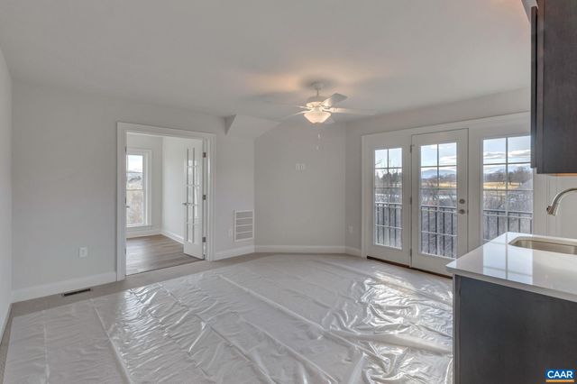 5481 GOLF DR, Crozet, VA 22932