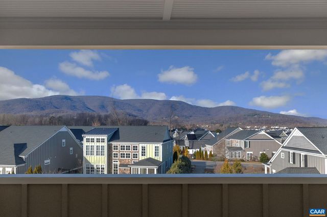 5481 GOLF DR, Crozet, VA 22932