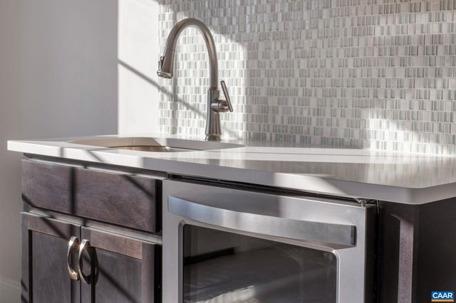 5481 GOLF DR, Crozet, VA 22932