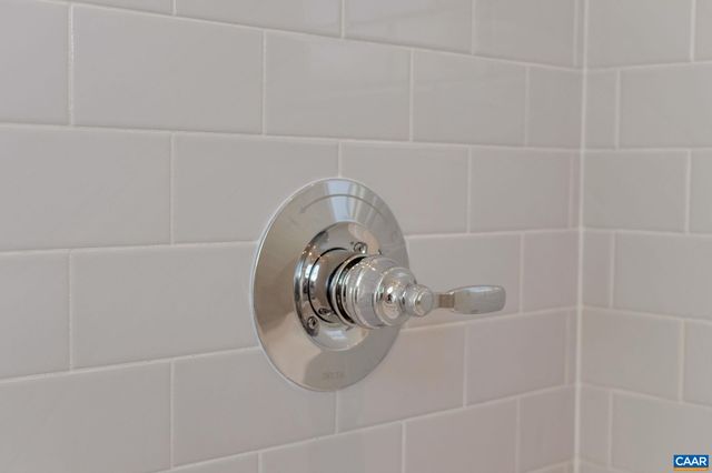 5481 GOLF DR, Crozet, VA 22932