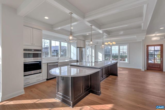 5481 GOLF DR, Crozet, VA 22932