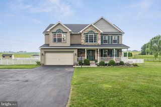 665 BAIRS RD, York, PA 17408