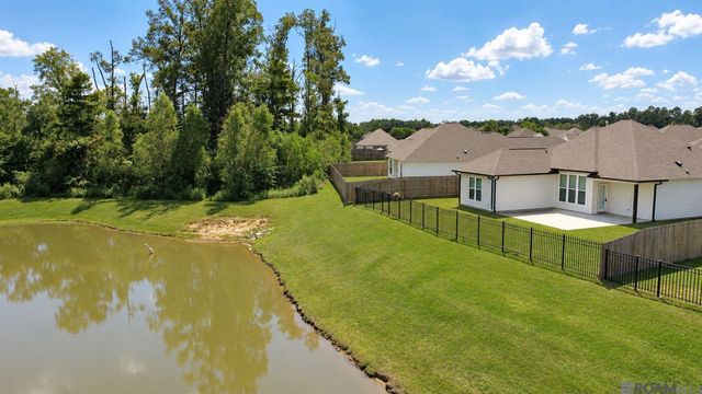 13775 Pinyon Dr, Denham Springs, LA 70726