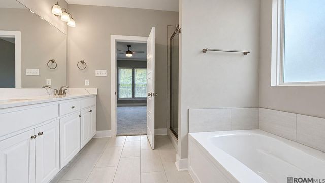 13775 Pinyon Dr, Denham Springs, LA 70726
