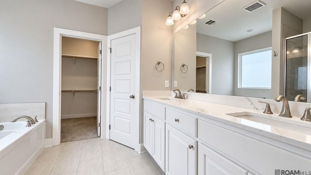 13775 Pinyon Dr, Denham Springs, LA 70726
