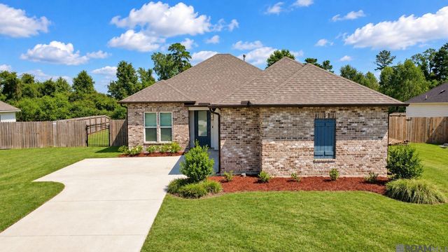 13775 Pinyon Dr, Denham Springs, LA 70726