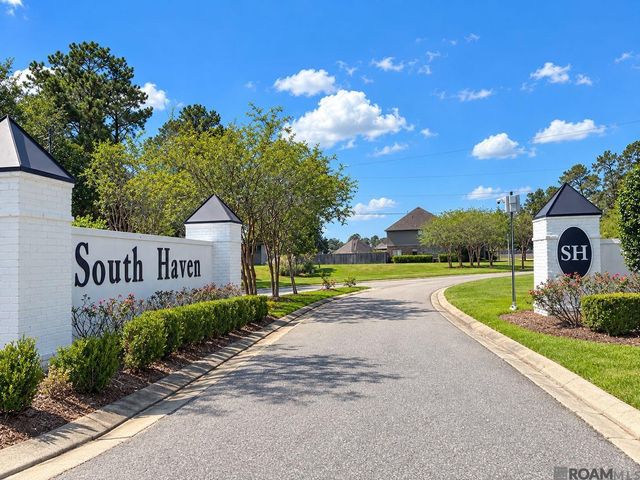 13775 Pinyon Dr, Denham Springs, LA 70726