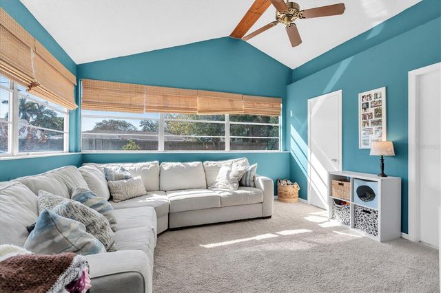 4018 26TH AVENUE N, St Petersburg, FL 33713