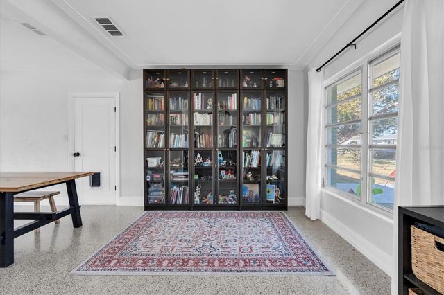 4018 26TH AVENUE N, St Petersburg, FL 33713