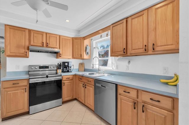 4018 26TH AVENUE N, St Petersburg, FL 33713