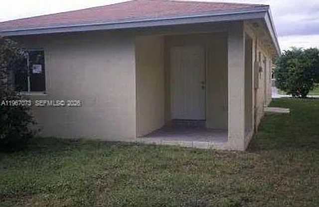 937 SW 8th Pl, Florida City, FL 33034