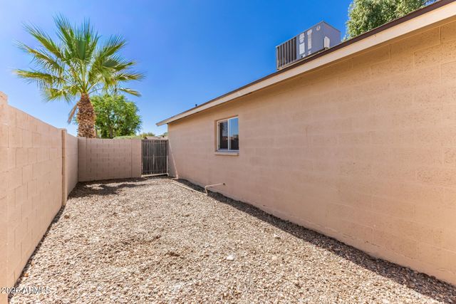 4132 W MONTE CRISTO Avenue, Phoenix, AZ 85053