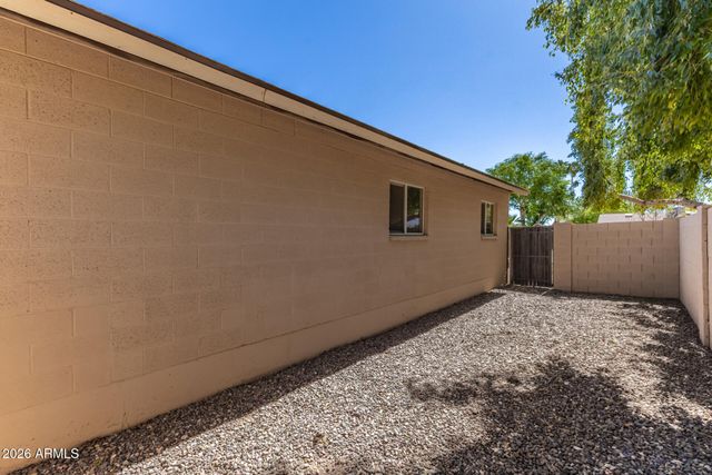 4132 W MONTE CRISTO Avenue, Phoenix, AZ 85053