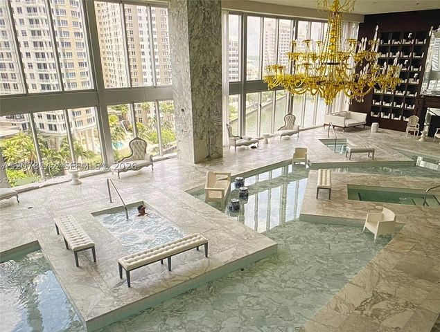 475 Brickell Ave 3908, Miami, FL 33131