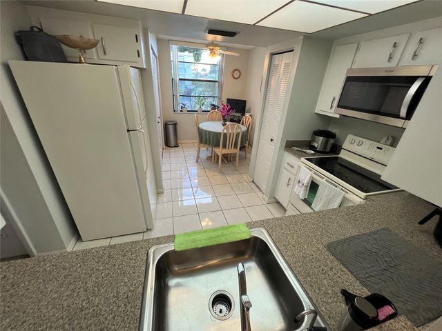 7321 NW 18th Street 107, Margate, FL 33063