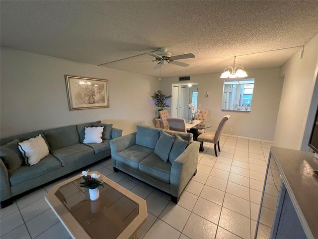 7321 NW 18th Street 107, Margate, FL 33063