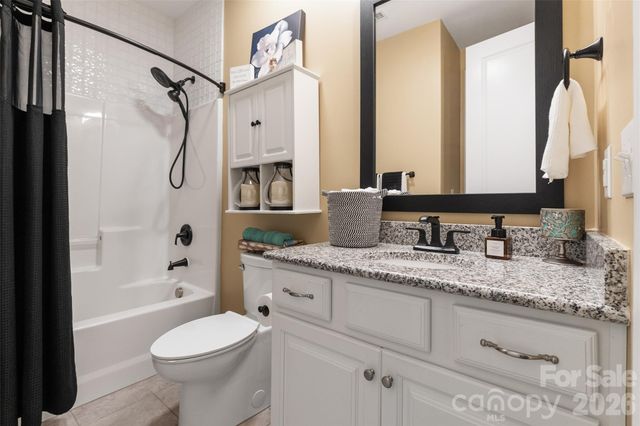 11230 Black Brant Lane, Charlotte, NC 28278