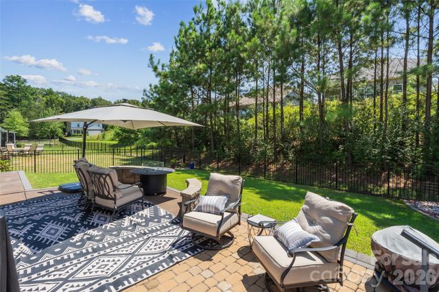 11230 Black Brant Lane, Charlotte, NC 28278