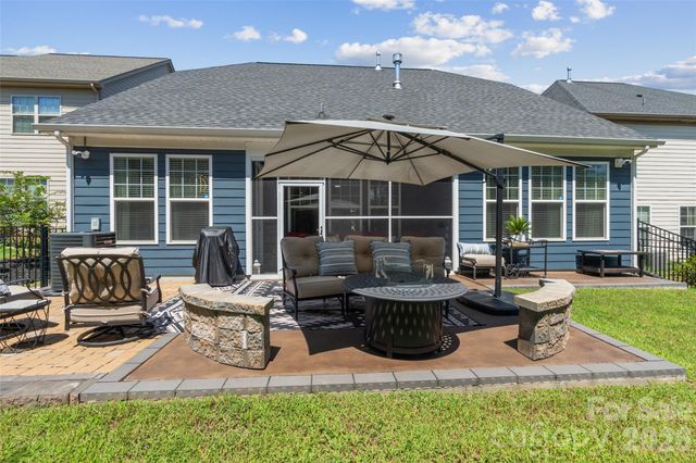 11230 Black Brant Lane, Charlotte, NC 28278