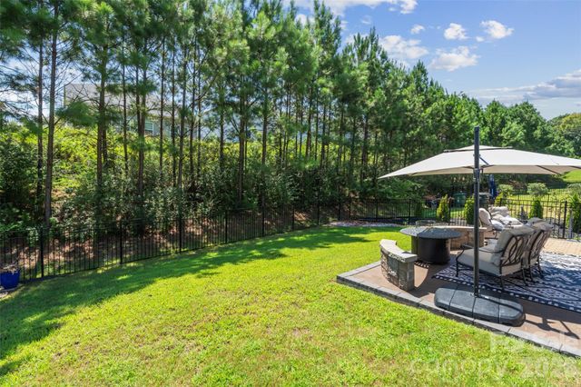 11230 Black Brant Lane, Charlotte, NC 28278