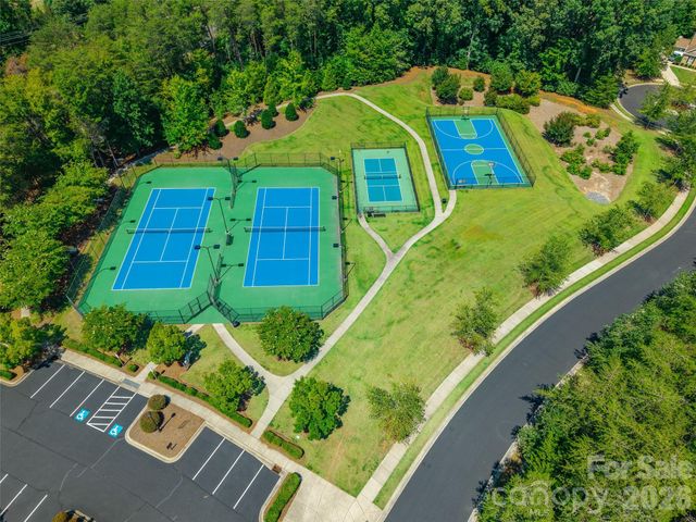 11230 Black Brant Lane, Charlotte, NC 28278