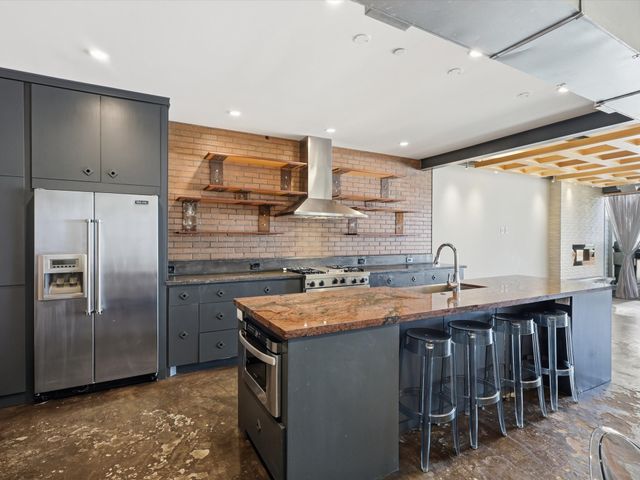 511 N Akard Street 1505, Dallas, TX 75201