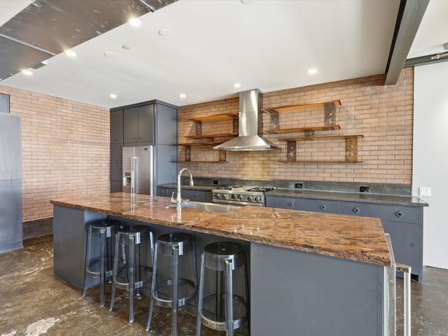 511 N Akard Street 1505, Dallas, TX 75201