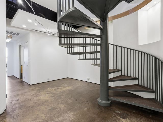 511 N Akard Street 1505, Dallas, TX 75201