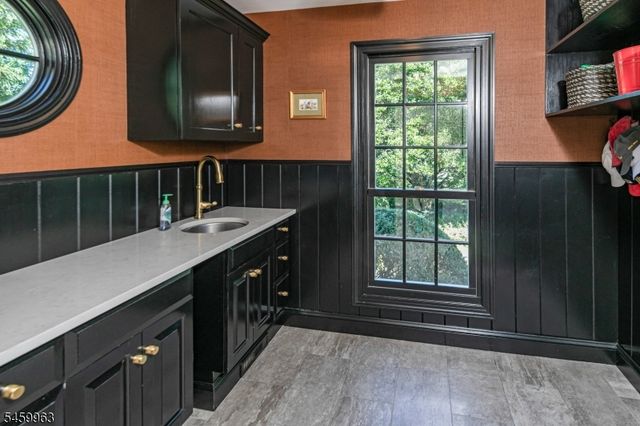 102 Rolling Hill Rd, Montgomery Twp., NJ 08558