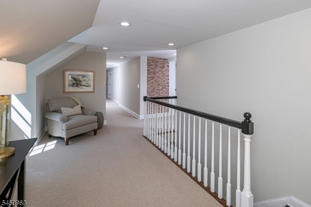 102 Rolling Hill Rd, Montgomery Twp., NJ 08558
