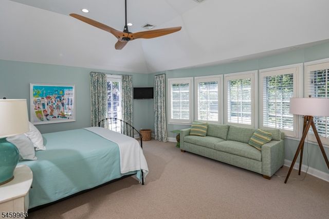 102 Rolling Hill Rd, Montgomery Twp., NJ 08558